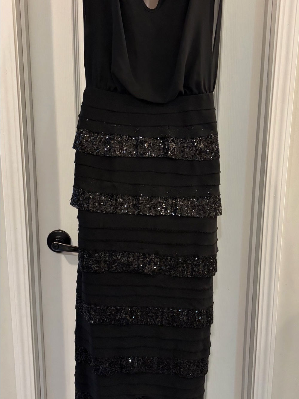Aidan by Aidan Mattox Tiered Sequin Black Chiffon Gown EUC SZ 6 - Picture 7 of 9
